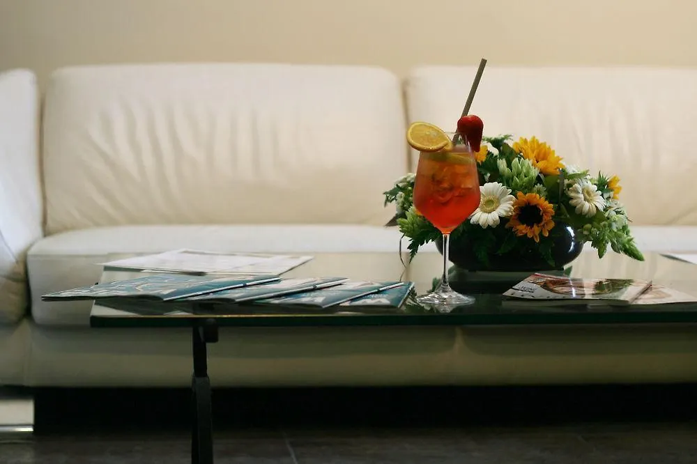 Mihotel Milan 4*,  Italy